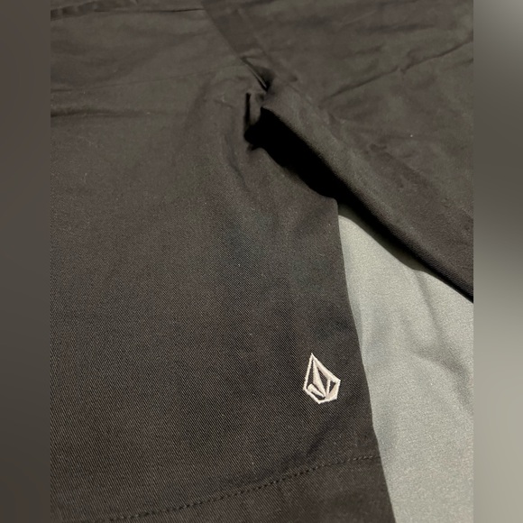 Men’s Volcom Chino Shorts Size 30 - Picture 4 of 4